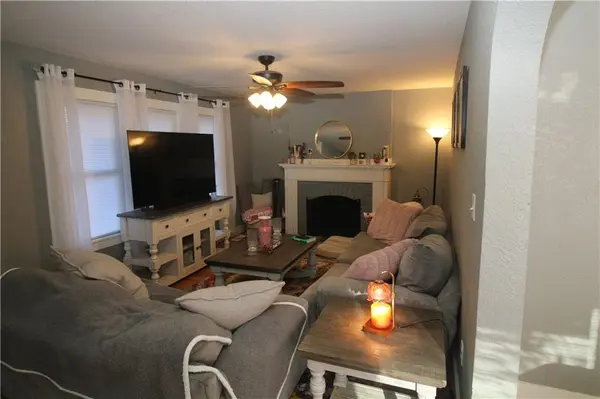 2814 Renick ST, St Joseph, MO 64507