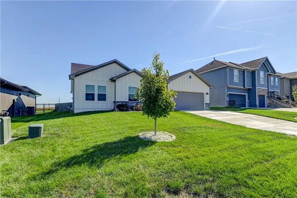 4761 S 22nd ST, Leavenworth, KS 66048