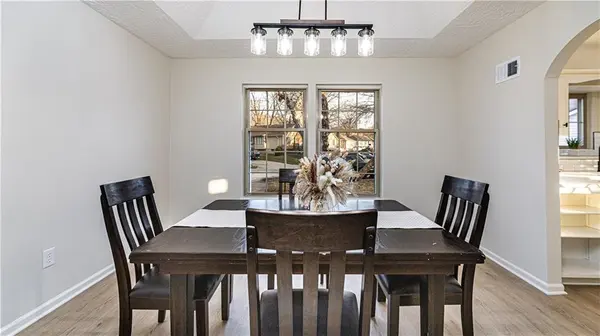 16900 E 49th TER #S, Independence, MO 64055