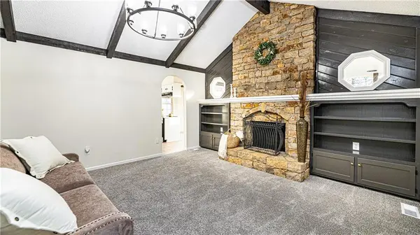 16900 E 49th TER #S, Independence, MO 64055