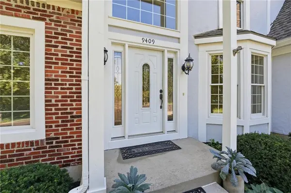 9409 W 131st ST, Overland Park, KS 66213