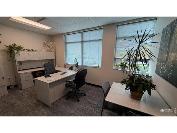 1551 Professional #102, Longmont, CO 80501