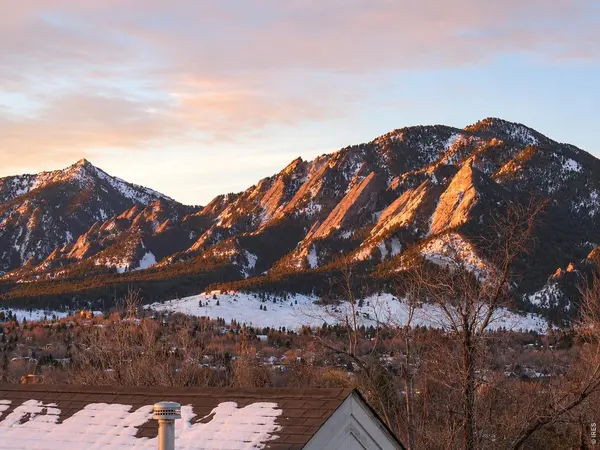2140 Mesa, Boulder, CO 80304