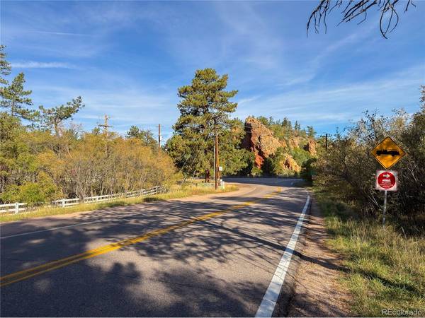 6235 Perry Park, Larkspur, CO 80118
