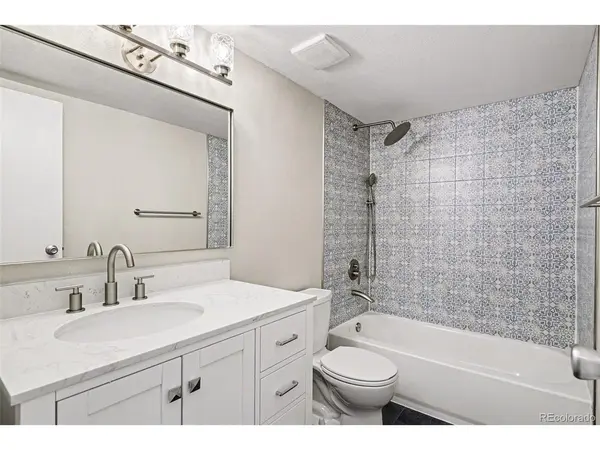 2120 S Vaughn #102F, Aurora, CO 80014