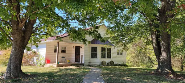 11688 E Wilson CT, Springville, IN 47462-6391