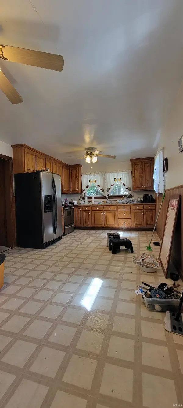 11688 E Wilson CT, Springville, IN 47462-6391