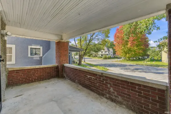 2907 Broadway ***, Fort Wayne, IN 46807-1504