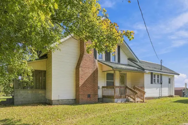 8565 E Metz RD, Angola, IN 46703