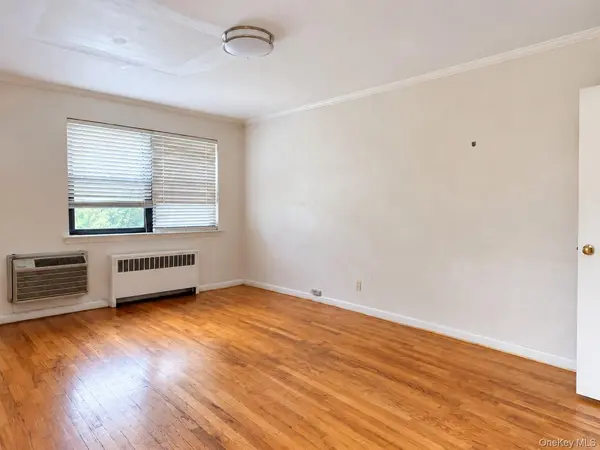 136-25 Cherry AVE, Flushing, NY 11355