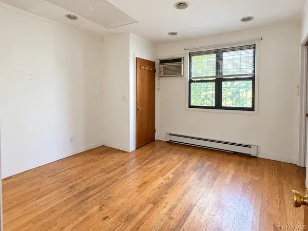 136-25 Cherry AVE, Flushing, NY 11355