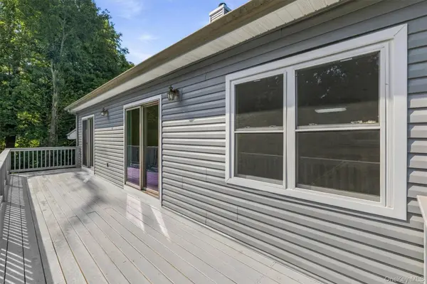 72 East ST, South Salem, NY 10590