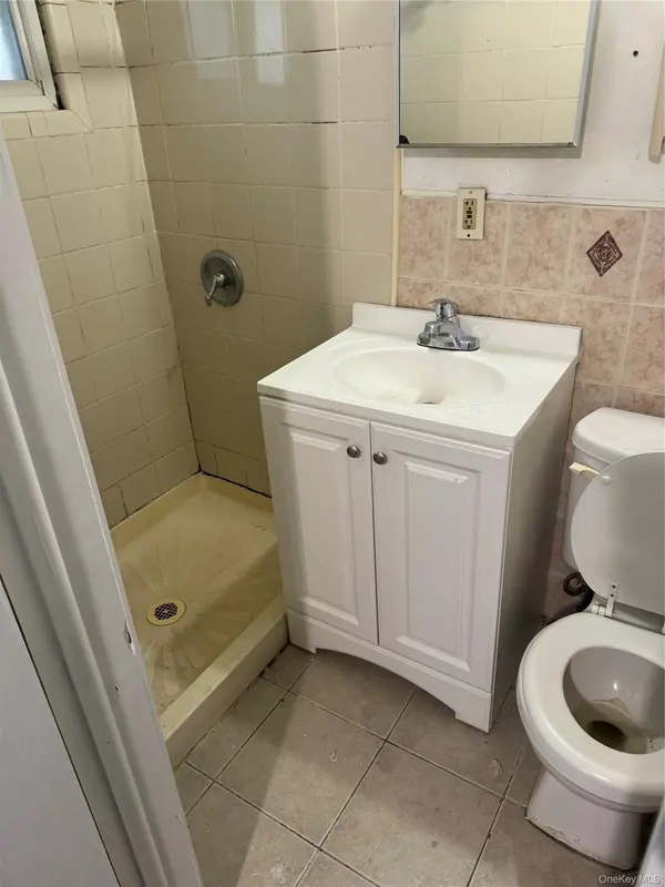 26 jefferson AVE, Amityville, NY 11701