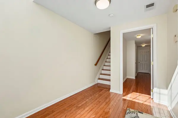 109 Barr LN, Monroe, NY 10950