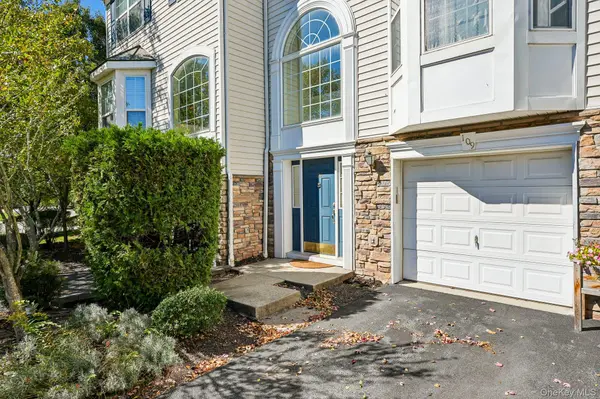 109 Barr LN, Monroe, NY 10950