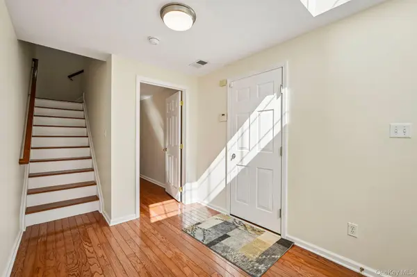 109 Barr LN, Monroe, NY 10950