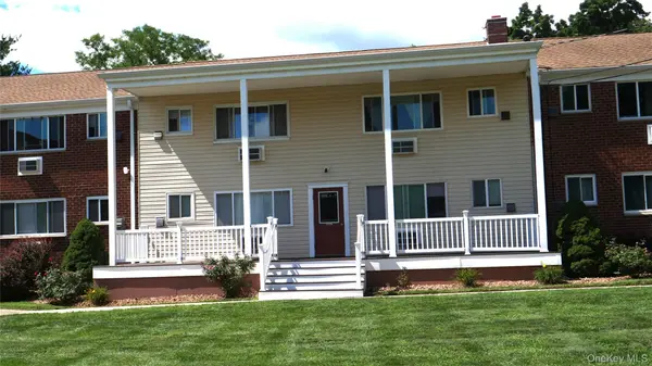 300 Ketchamtown RD #C8, Wappingers Falls, NY 12590