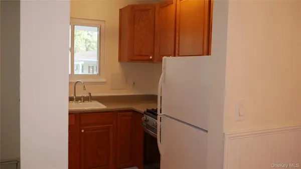 300 Ketchamtown RD #C8, Wappingers Falls, NY 12590