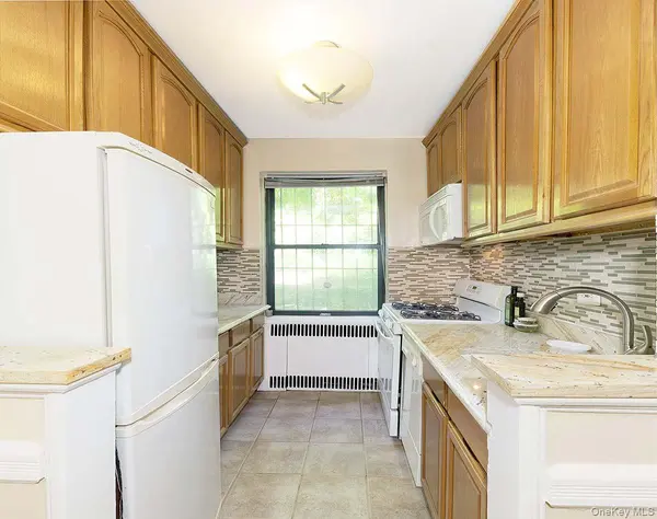3017 Riverdale AVE #2J, Bronx, NY 10463