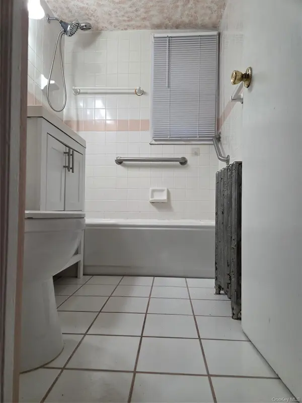 22333 113th DR, Queens Village, NY 11429