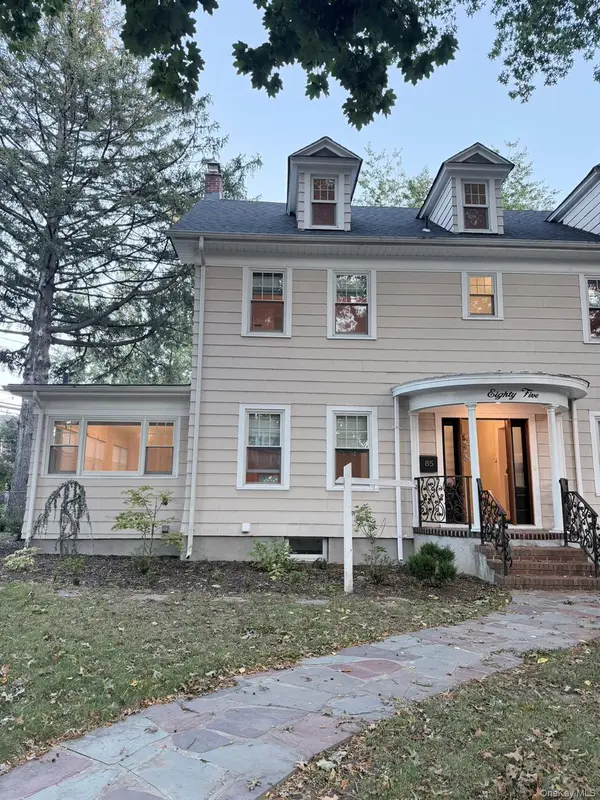 85 Violet AVE, Floral Park, NY 11001