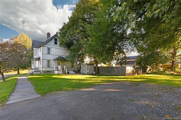 97 Maple AVE, Catskill, NY 12414
