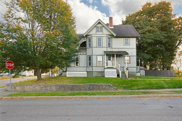 97 Maple AVE, Catskill, NY 12414