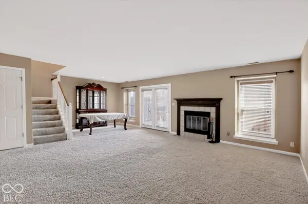 9127 Sea Oats DR, Indianapolis, IN 46250