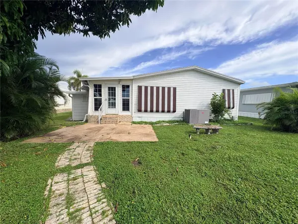 3062 ARTESIAN LN, North Fort Myers, FL 33917