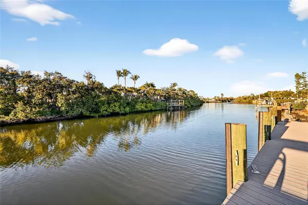 5424 AMERICA DR, Sarasota, FL 34231
