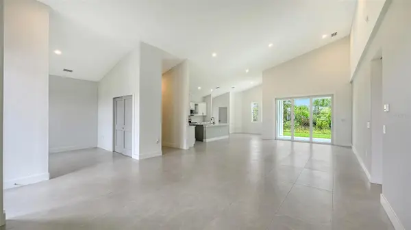 8181 TECUMSEH CIR, Port Charlotte, FL 33981