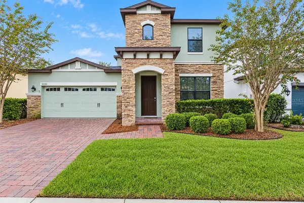 9280 CHANDLER DR, Groveland, FL 34736