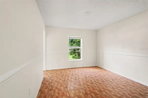 1093 AMANDA KAY CIR, Sanford, FL 32771