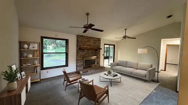 107 HUNTER POINT CT, Debary, FL 32713