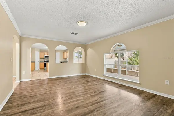 2228 SANDRIDGE CIR, Eustis, FL 32726