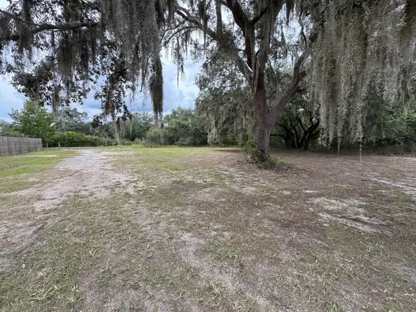 14209 TENNESSEE AVE, Astatula, FL 34705