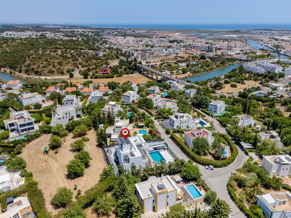 22 URBANIZACAO QUINTA DO PEROGIL #22, Tavira, 08800