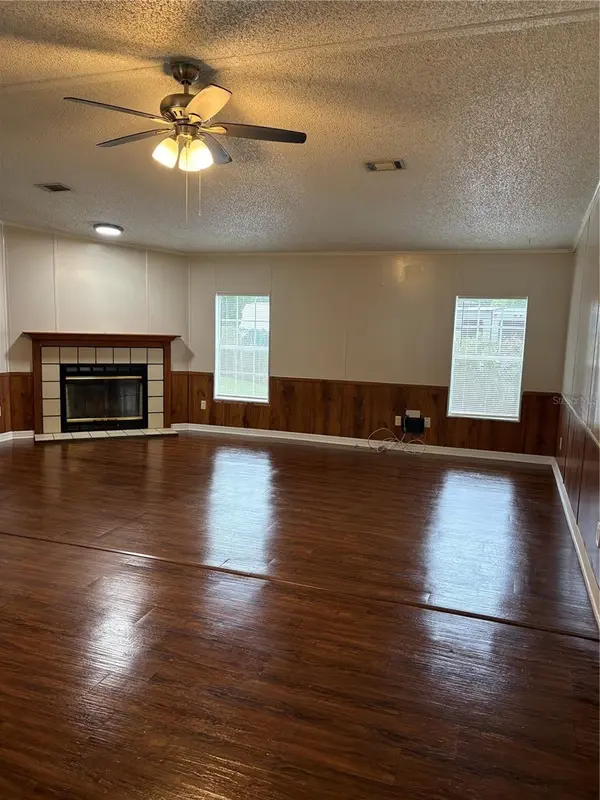 2007 E 148TH AVE, Lutz, FL 33549