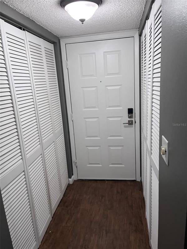 2050 HUNTERS GLEN DR #614, Dunedin, FL 34698