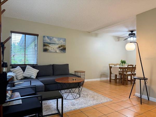 1881 LICHEN LN #B, Clearwater, FL 33760
