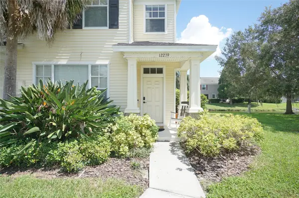 12239 COUNTRY WHITE CIR, Tampa, FL 33635