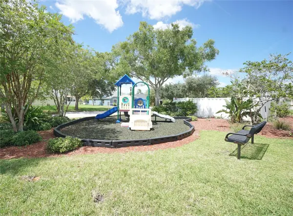12239 COUNTRY WHITE CIR, Tampa, FL 33635