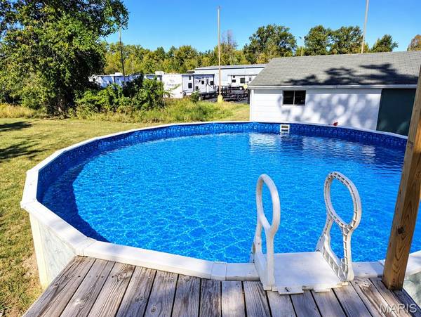 1367 S Washington, Duquoin, IL 62832