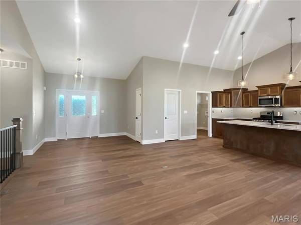 1840 Wellington LN, Maryville, IL 62062