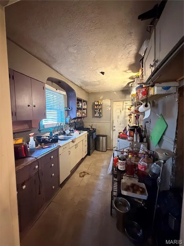 7919 S Broadway, St Louis, MO 63111