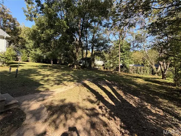 728 12th ST, Poplar Bluff, MO 63901