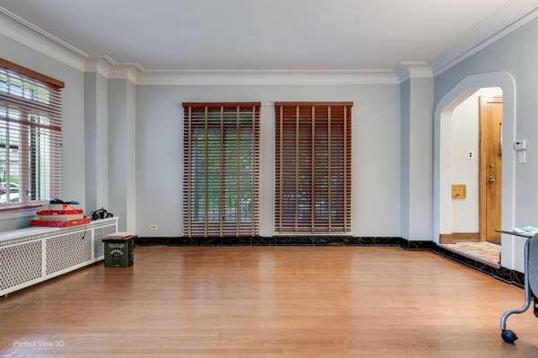 2701 W Farwell AVE, Chicago, IL 60645