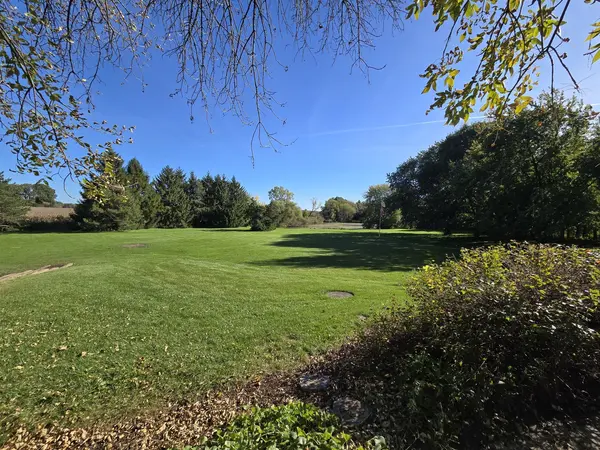 20397 W Miller RD, Antioch, IL 60002