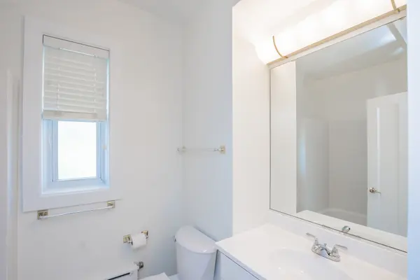 721 Reba PL #3N, Evanston, IL 60202