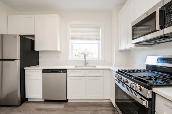 721 Reba PL #3N, Evanston, IL 60202
